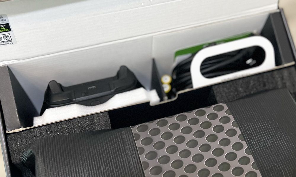 Consola Xbox Series X, 1TB (Negru), pachet original si complet