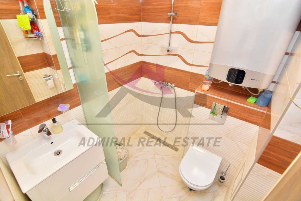 Продава се Двустаен апартамент в Варна, Бриз - 76 кв.м за 3093 €/кв.м - Снимка #4