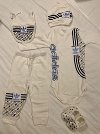 Бебешки комплект Adidas 0-6месеца, 100% памук