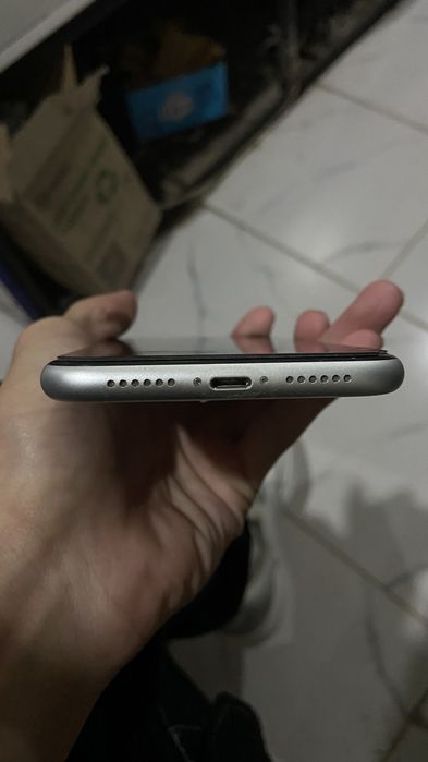 Iphone XR состаяние хорошая