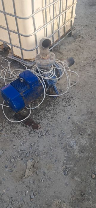 Центробежный насос