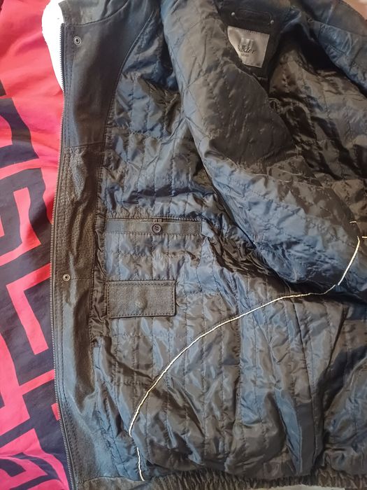 продавам красиво кожено яке полушуба немско със  свалящи ръкави