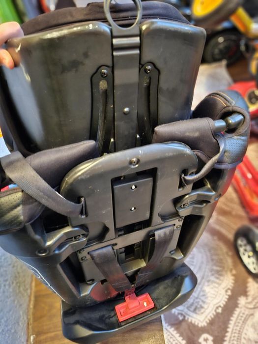 CHIPOLINO Стол за кола 0-36 кг. ТЕХНО ISOFIX 360°