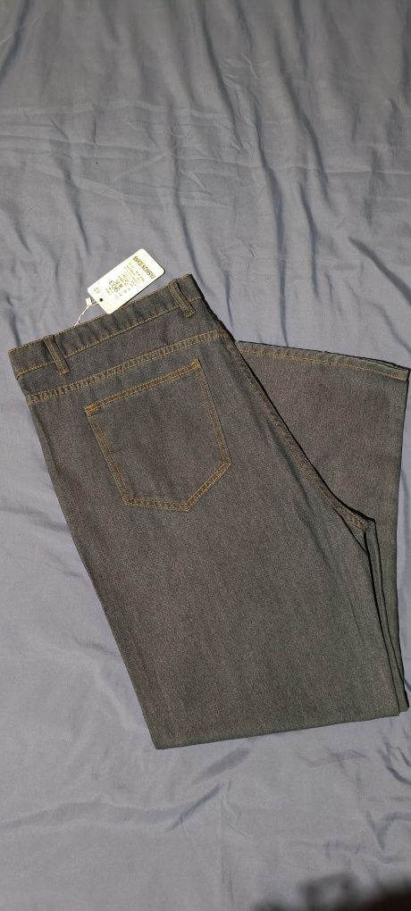 Продам новые мужские джинсы 56р