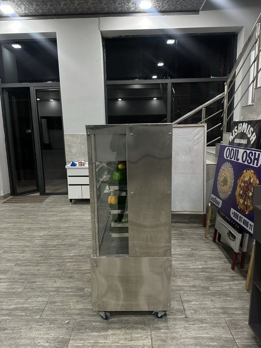 Витрина и холодельник сотилади срочро