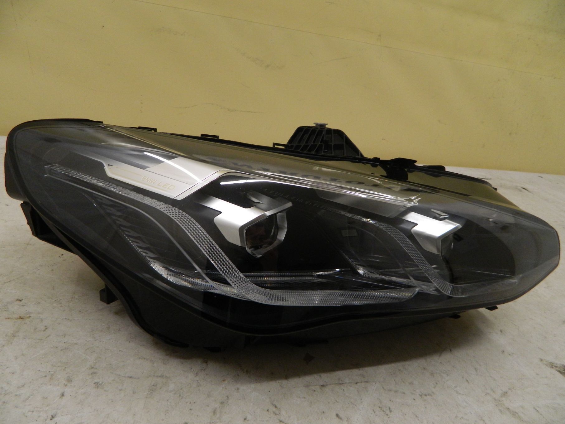Far dreapta BMW Seria 2 U06 Full LED,  2021, 2022, 2023, 2024, cod origine 5A42248-01.