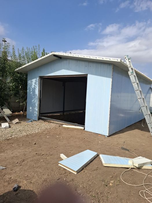 Vând și execut garaje orice model nu este clientul