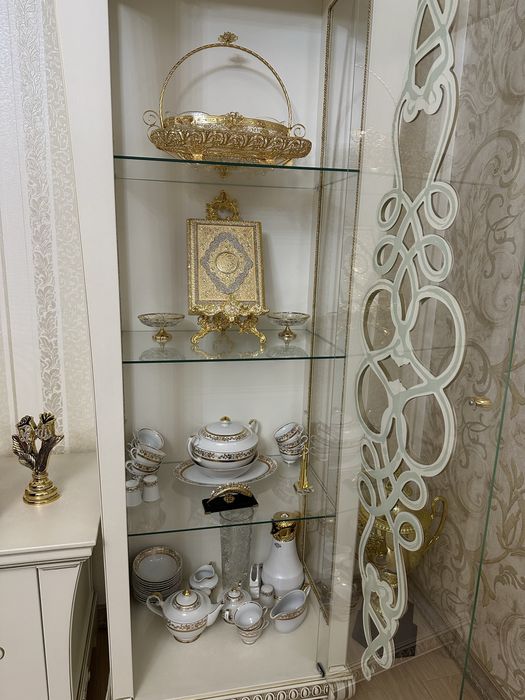 продам посуду , сервиз на 12 персон