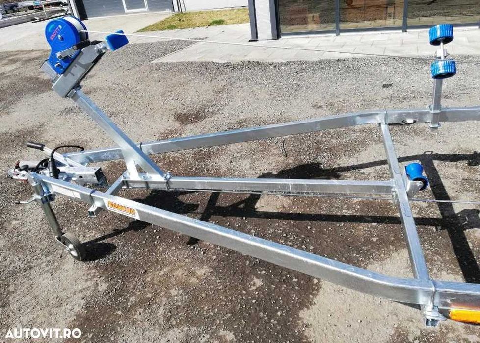 Peridoc barca Neptun NAVI 4m-7m / 90cm-140cm 1300kg