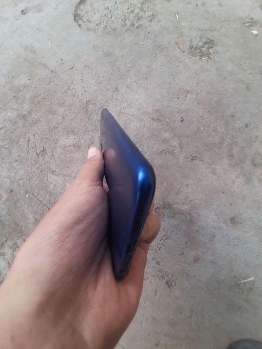 A10s 32gb ishlashi, holati zor