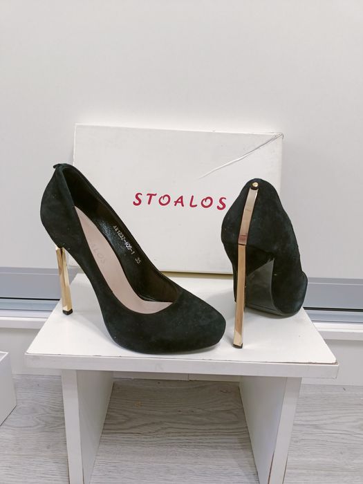 Туфли 37 размер. Лакированные темно синие, черные нобук