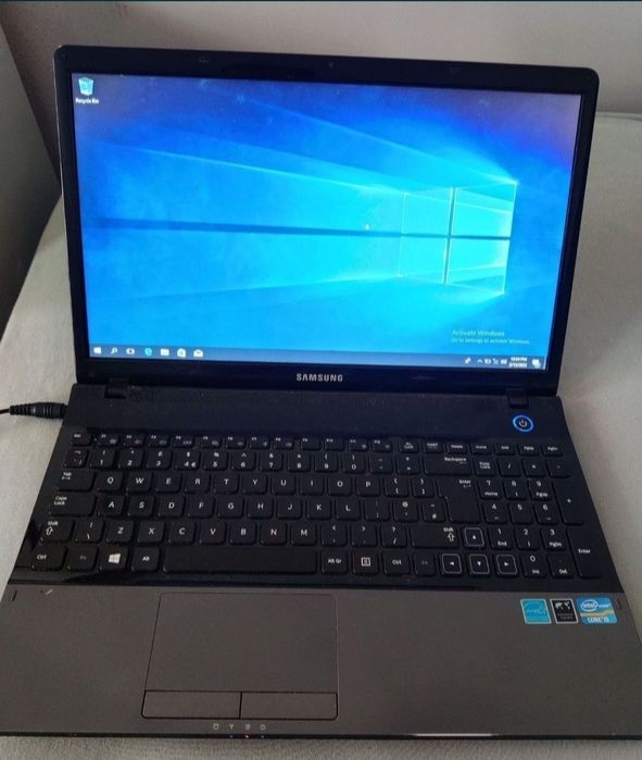 Laptop Samsung 300 E 15,6 inch