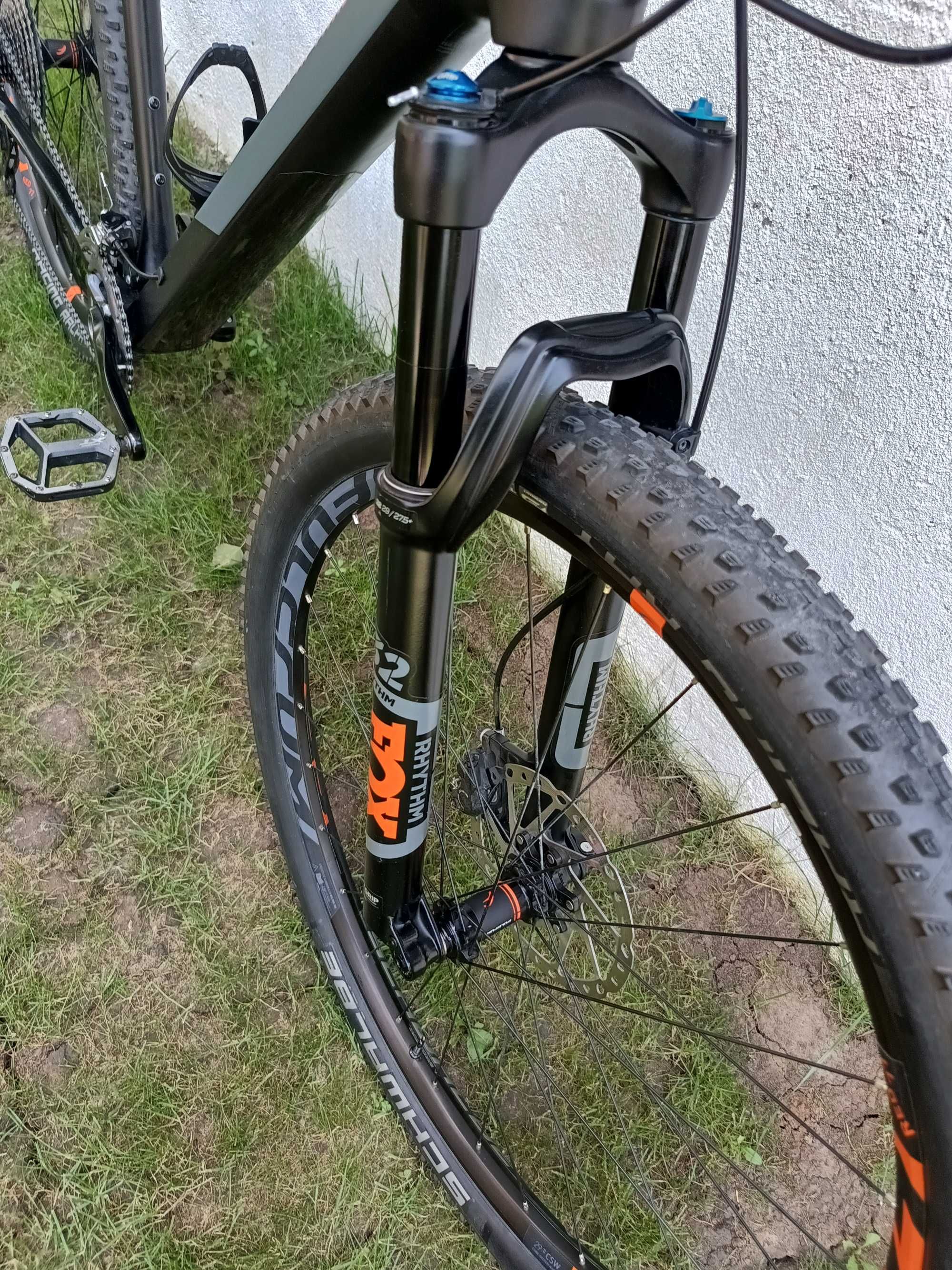 Cube Reaction Race C62 carbon 29 XL