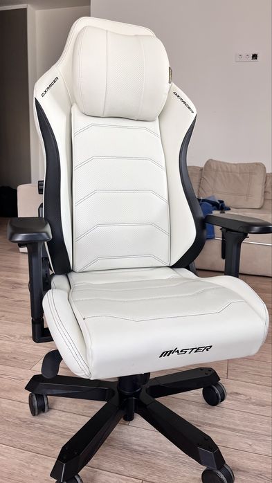 Игровое кресло DXRacer Master GC/XLMF24LTA/WN – как новое