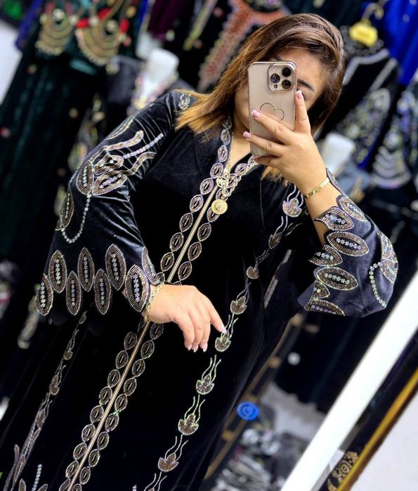 Миср Абая халати бирга Бир чиккан