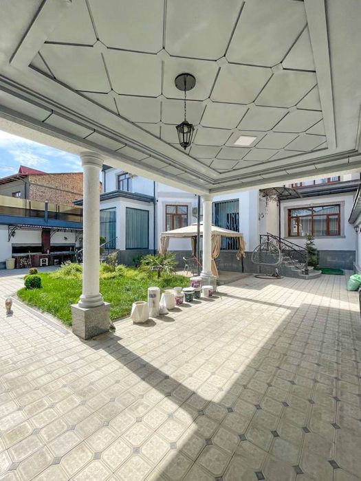 Продам дом на Циалковского, Мирзо Улугбек, 4.1 сотки, 6 комнат, 300м2