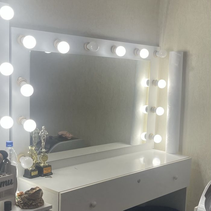 Гримерный столик