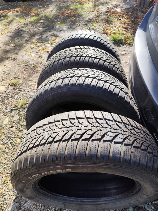 Cauciucuri 205/60/16