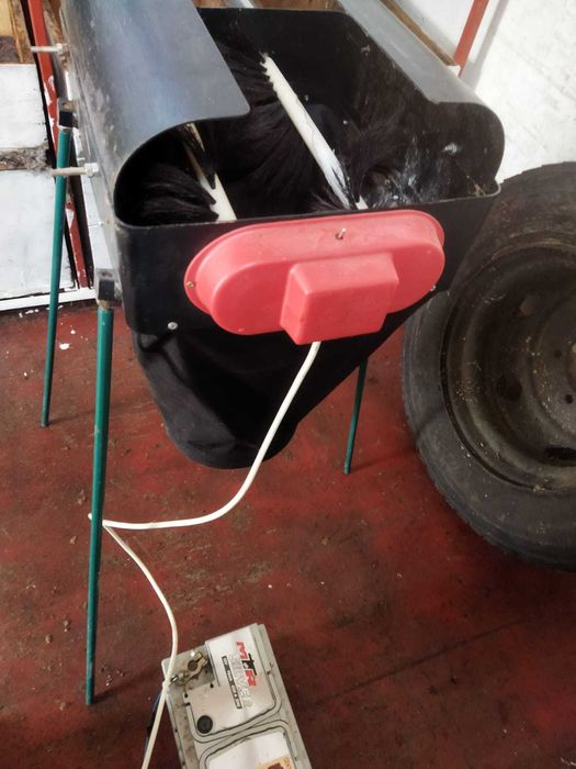 Vand scuturator albine