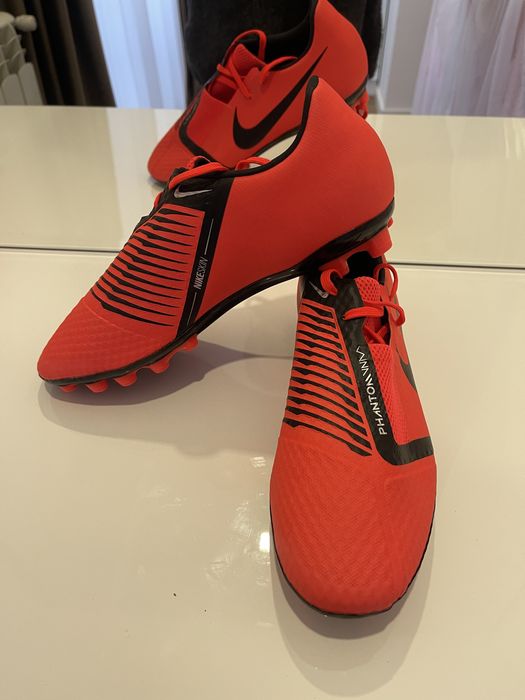 Ghete fotbal Nike Phantom Venom