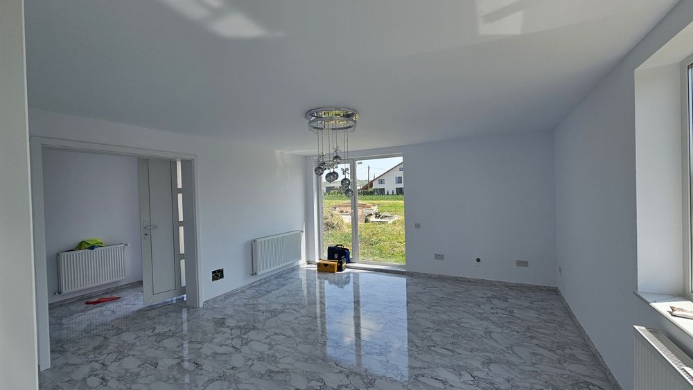 Amenajari interioare complete (zugraveli,glet,gresie,faianta,parchet)