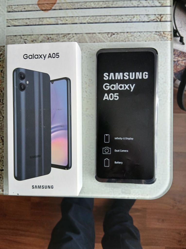 Vind Telefon Samsung Galaxi A05