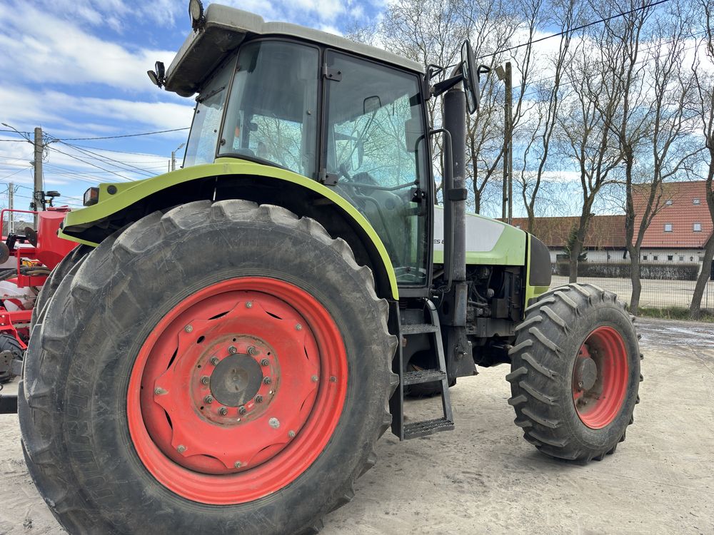 Tractor CLAAS ARES 836 RZ (200 CP)