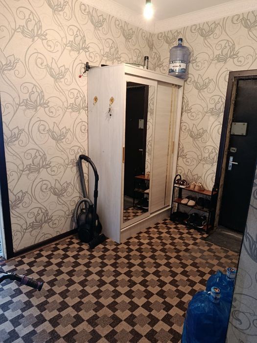 Продам 2 комнитни квартиру 61 м2