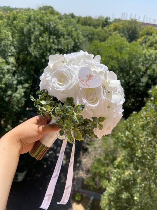 Kelin gullar sunmas va abadiylik timsoli