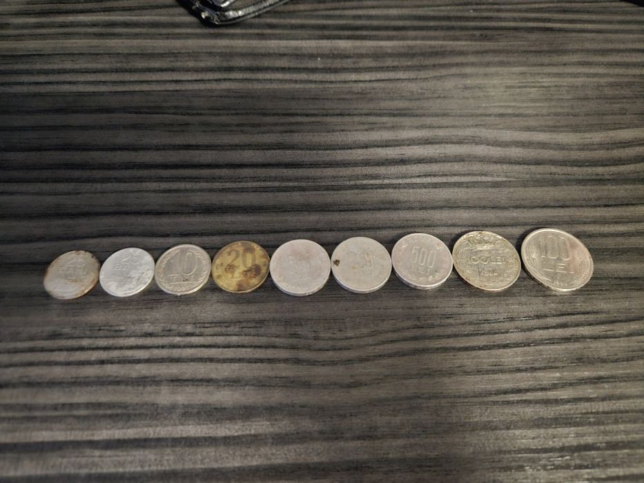 Vand bani vechi de colectie