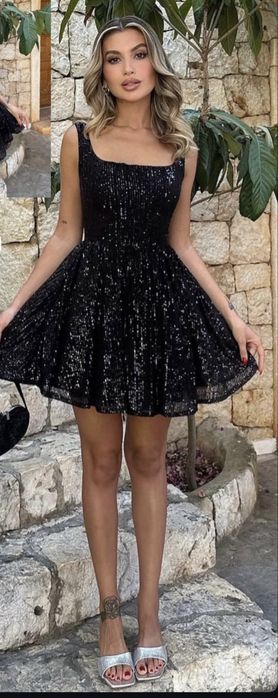 Дамска рокля с пайети