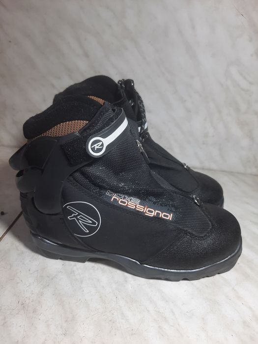 Clapari ghete ski schi fond 29 Rossignol BC X5 marimea  41 NNN Impeca