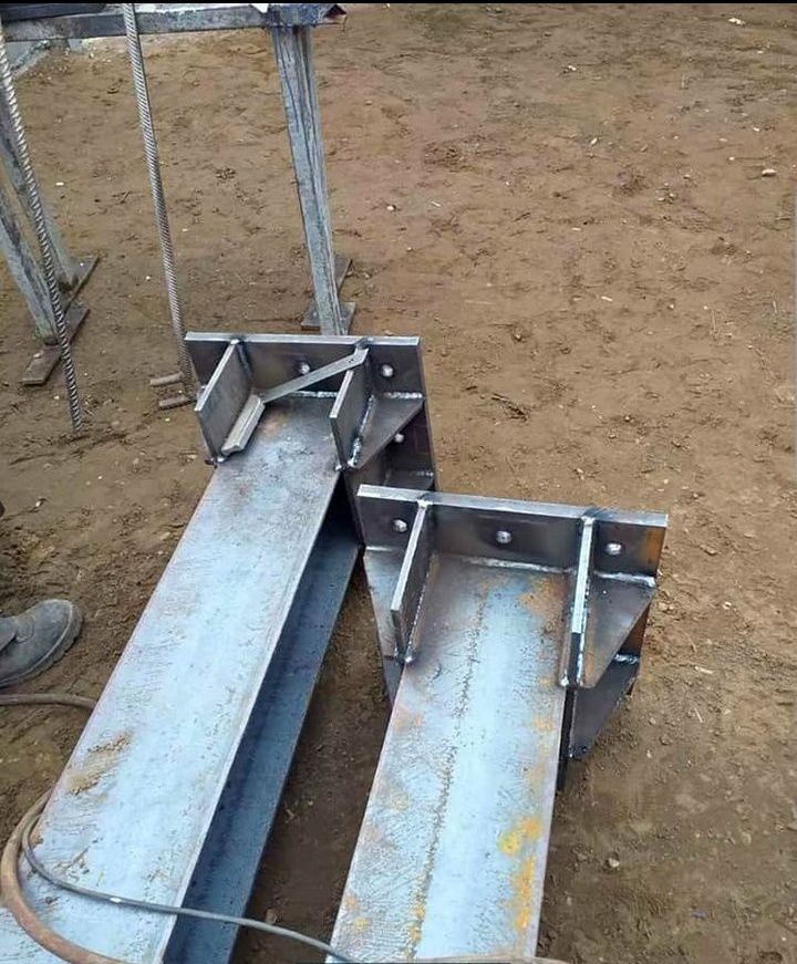 Vând hale metalice structuri 8x20 din profil IPE160
