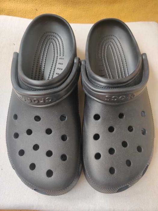 Crocs M12 size 45