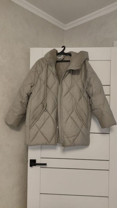 Куртки женские в отличном состоянии