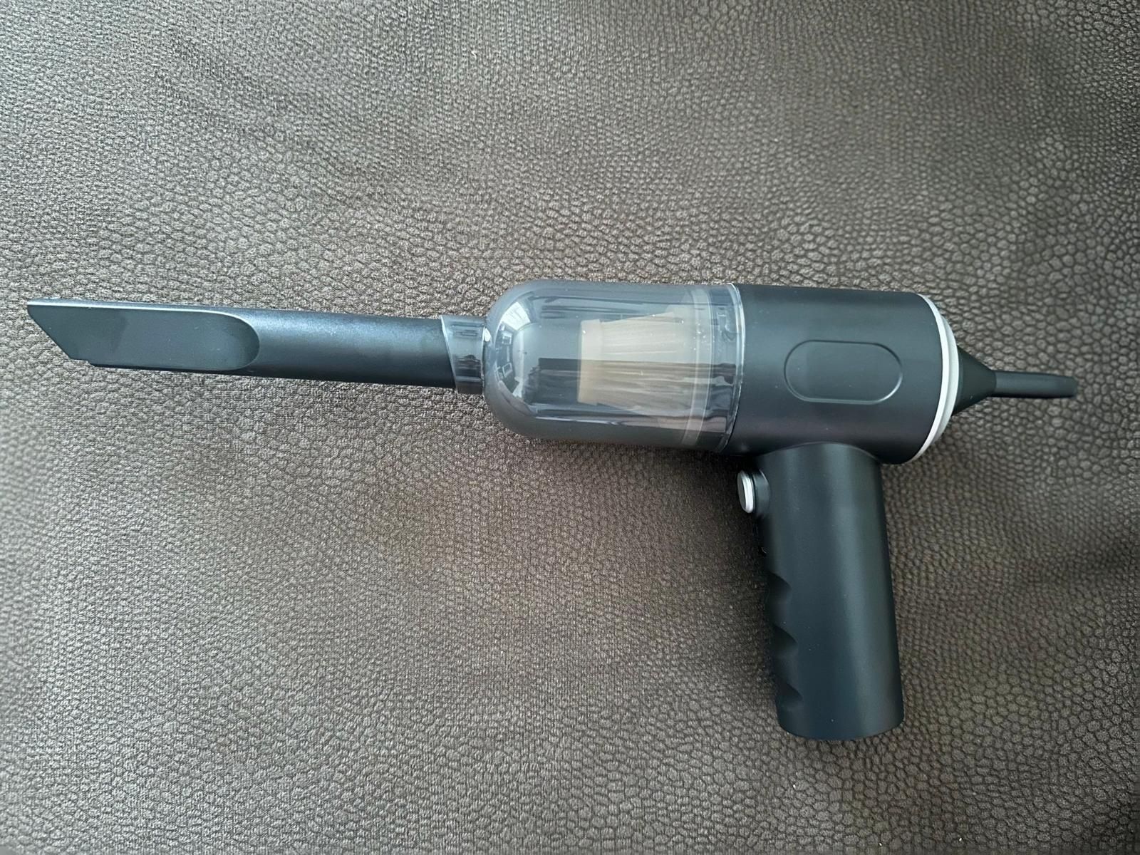 Aspirator mic (de mașină)