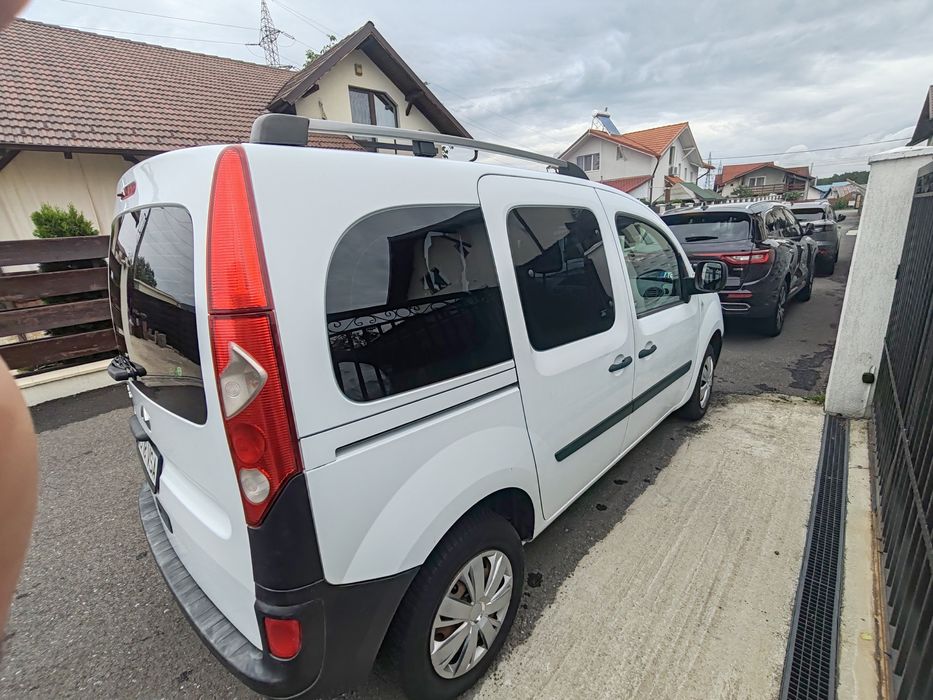 Vând Renault Kangoo