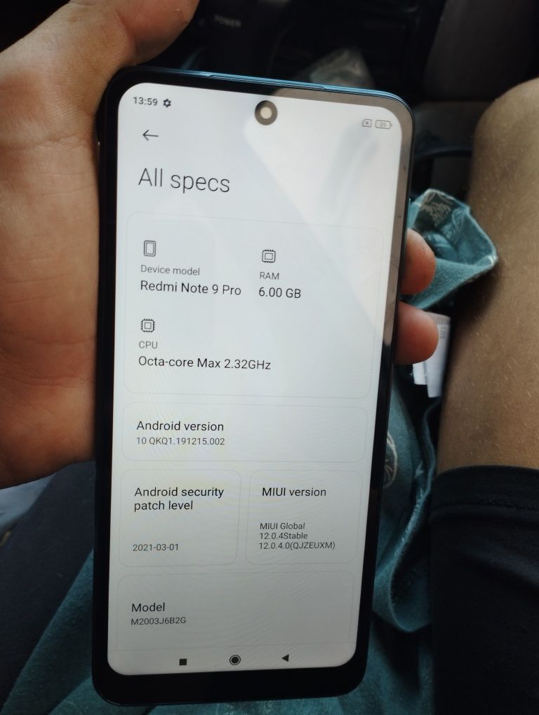 Продавам redmi note 9 pro