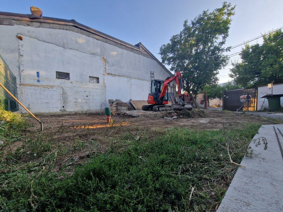 excavator + deservent / fundatii / canalizari / terasamente / gaz