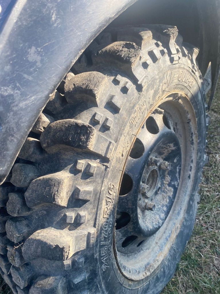 Vând urgent!! Cauciucuri offroad