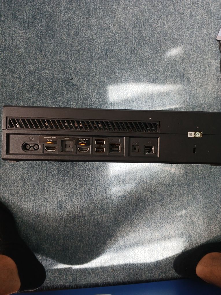 Конзола XBOX ONE