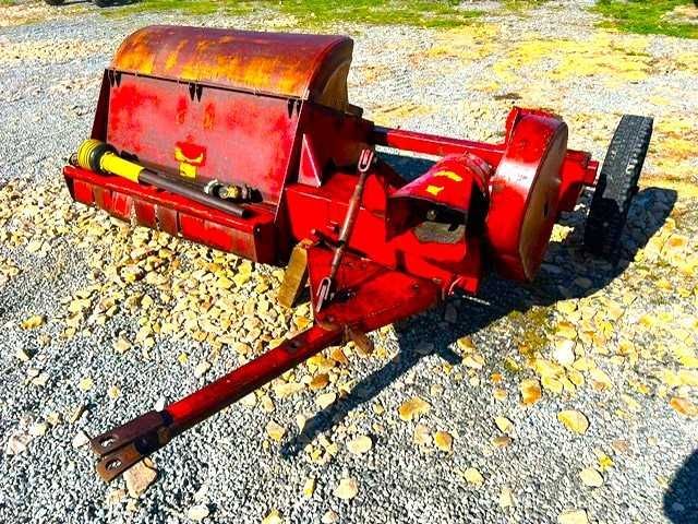 Tocatoare coceni cartofi paie vegetale siloz verde Taarup JF Fiat