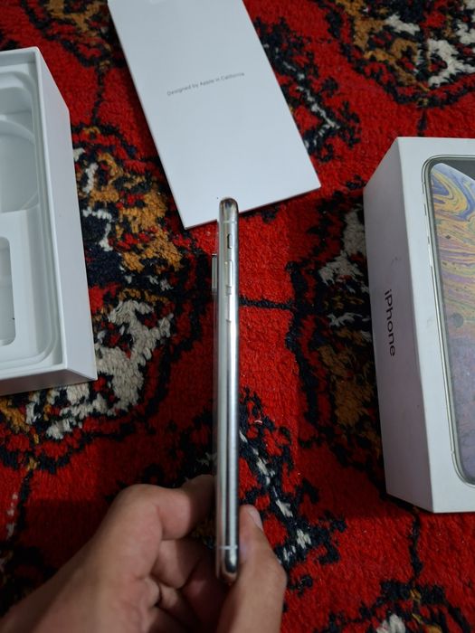 Айфон Xs 1 млн 200 минг сум келишамиз