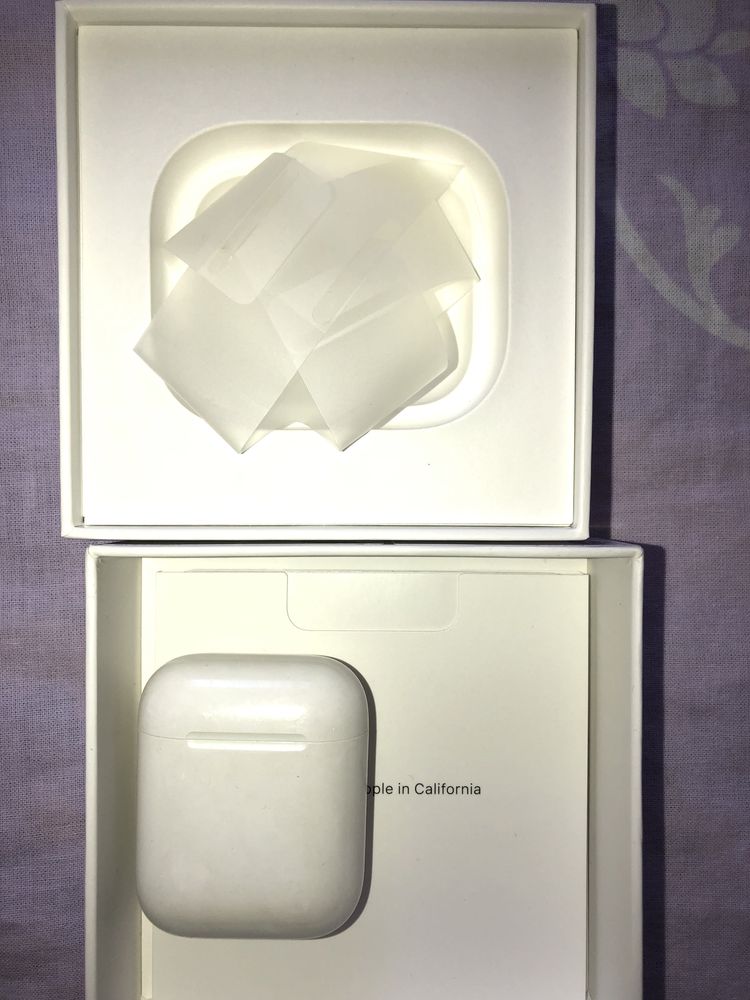Airpods Apple в отличном состоянии