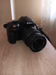 Cameră de filmat și de făcut poze Nikon