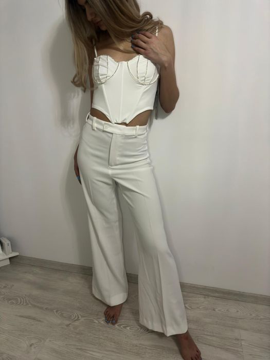 Top Zara alb, elegant