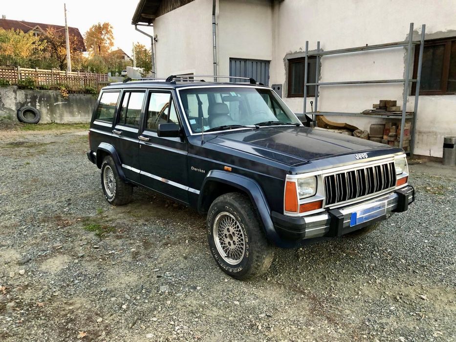 Jeep Cherokee XJ atestat istoric