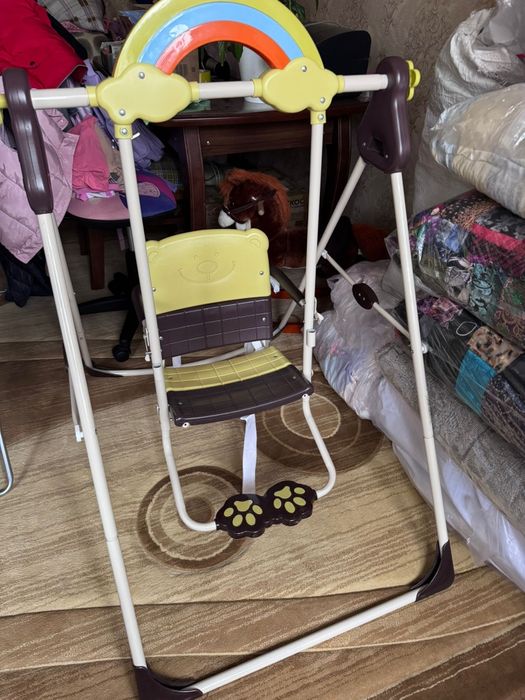 Качели детские до пяти шести лет