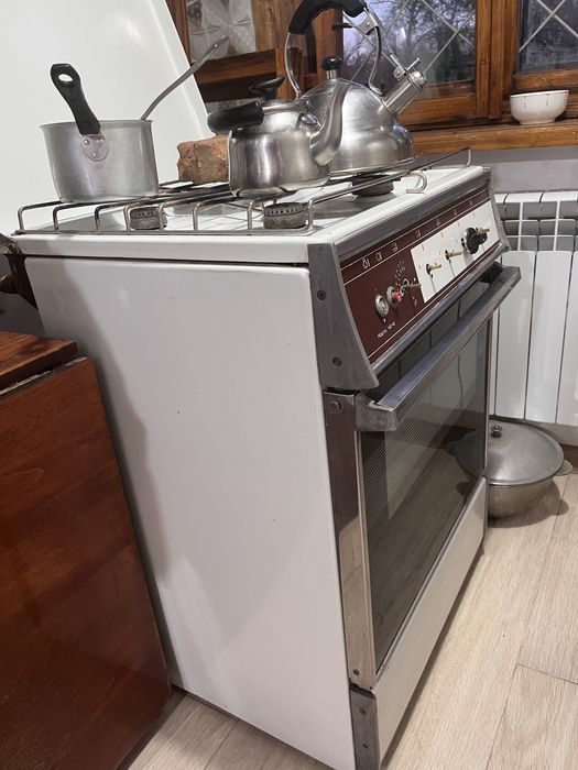 Газ плита рабочая