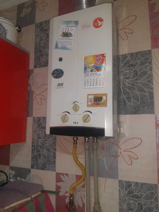 продается газовая колонка б\у
